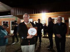 30-Ehrung-von-Msgr.-Walter-Waldschuetz-durch-die-Feuerwehr-in-Garuhape