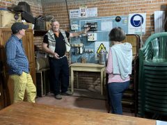 33-Beim-Lehrer-fuer-Elektrik-im-Kolpinghaus-in-Garuhape