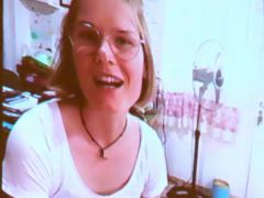 09-MaZlerin-Bernadette-Schmitzberger-vor-Ort