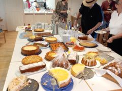 31-Reichhaltiges-Kuchenbuffet